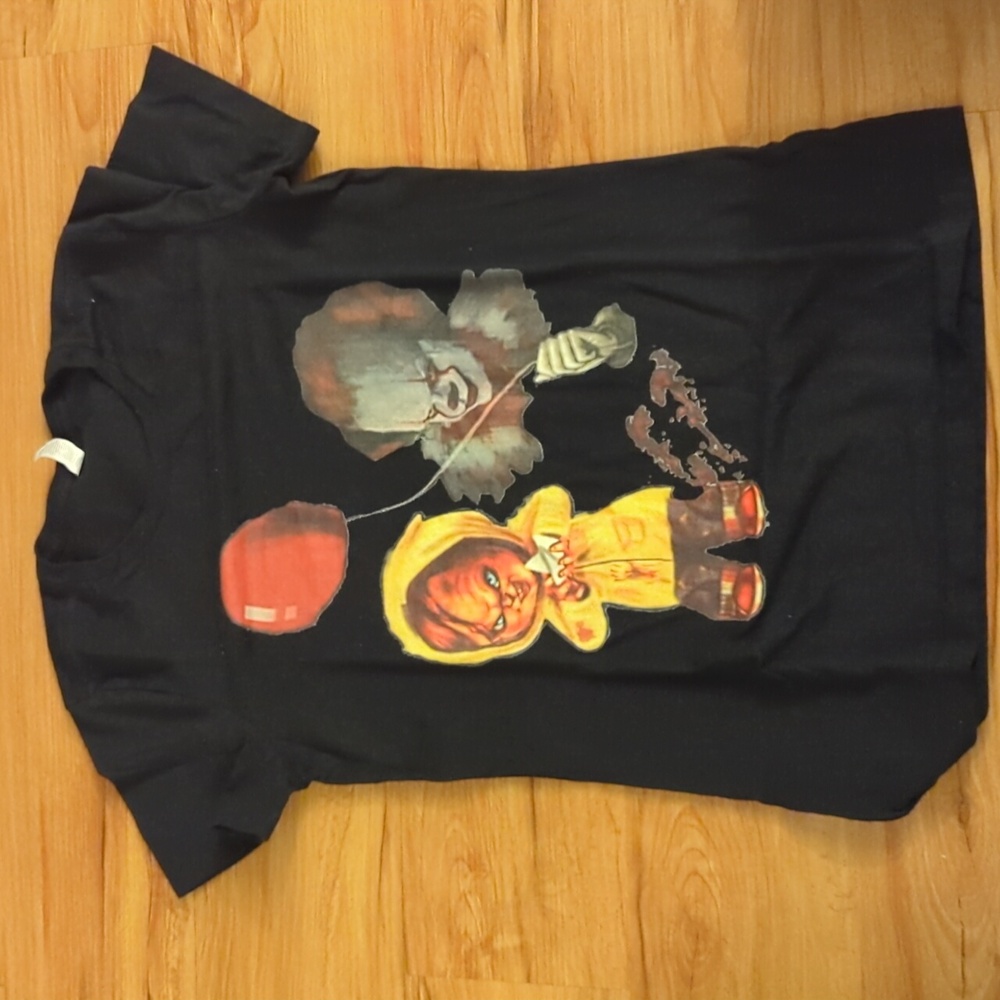Graphic tee